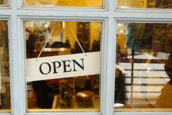 Orari di apertura della Camera di Commercio per le festività primaverili Orari di apertura della Camera di Commercio per le festività primaverili